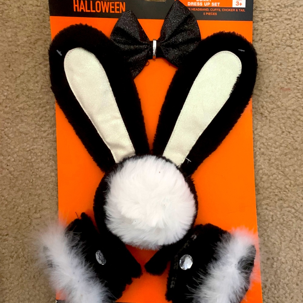 Halloween 5pc Bunny Set! One size fits all! NWT